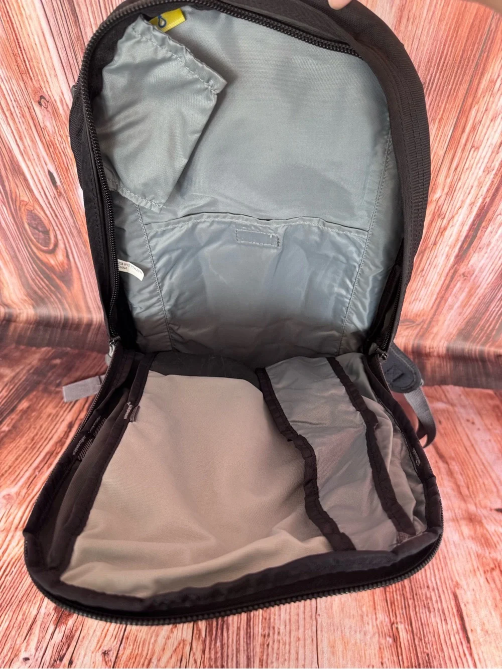 Dakine Heli 11L Backpack